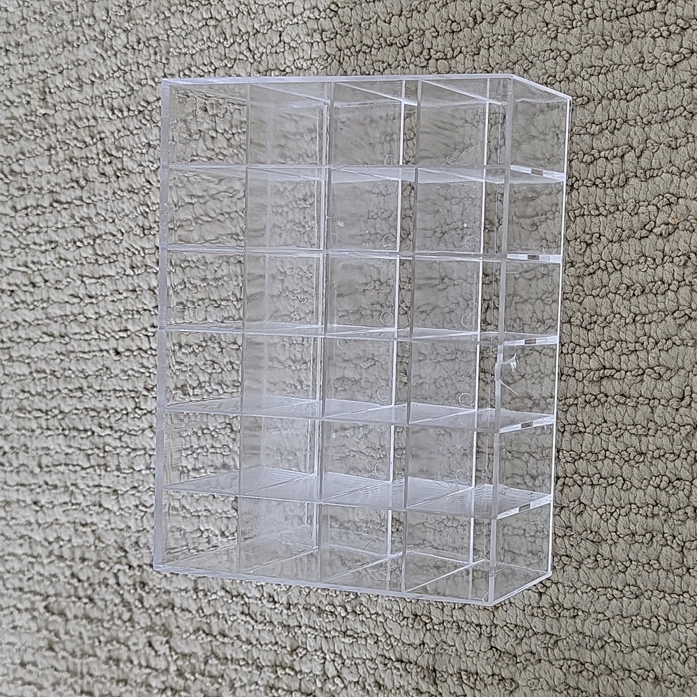2/10$ Lipstick holder